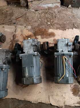 可维修百胜 道闸门 电机 离合减速机 306150元