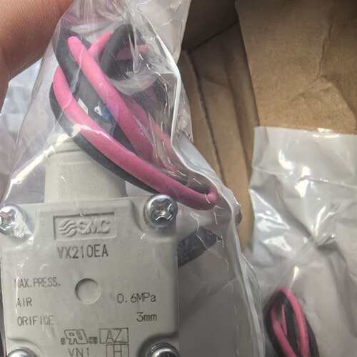 可维修原装SMC电磁阀VX210EA,VX212EA,VX210E议价