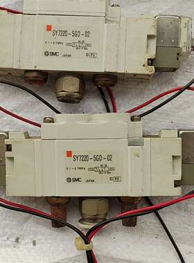 可维修拆机 SMC电磁阀 SY7220-5GD-02，成色如图。