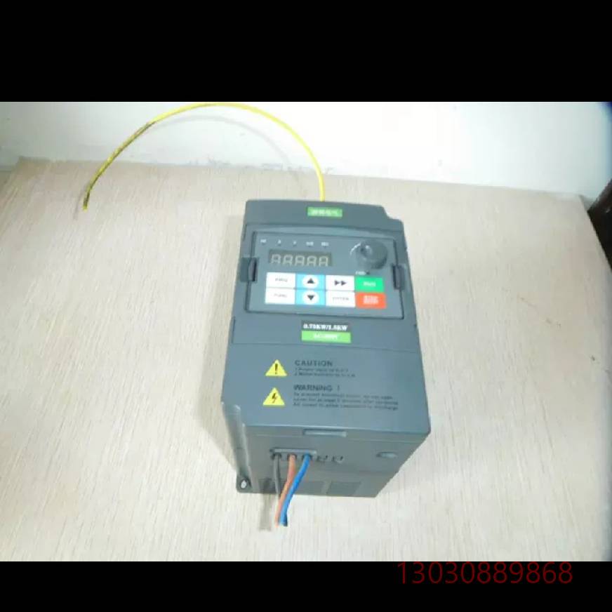 可维修拆机变频器 RC710-T3-0.75G/0.15P 380