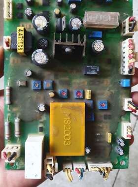 可维修威特力埋弧焊主板，成色如图，价格5 0