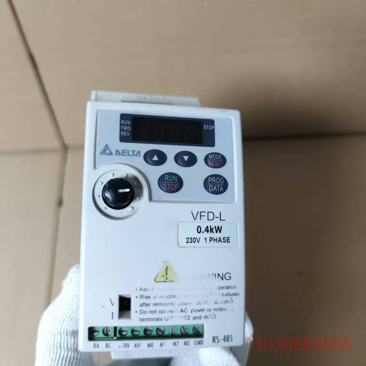 可维修台达400W变频器，型号VFD004L21A，220V/0.