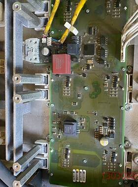 可维修A5E01061062 PM240驱动板带模块SEMiX35