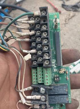 可维修安川变频器端子接线板YPHT31279-1C  anchua