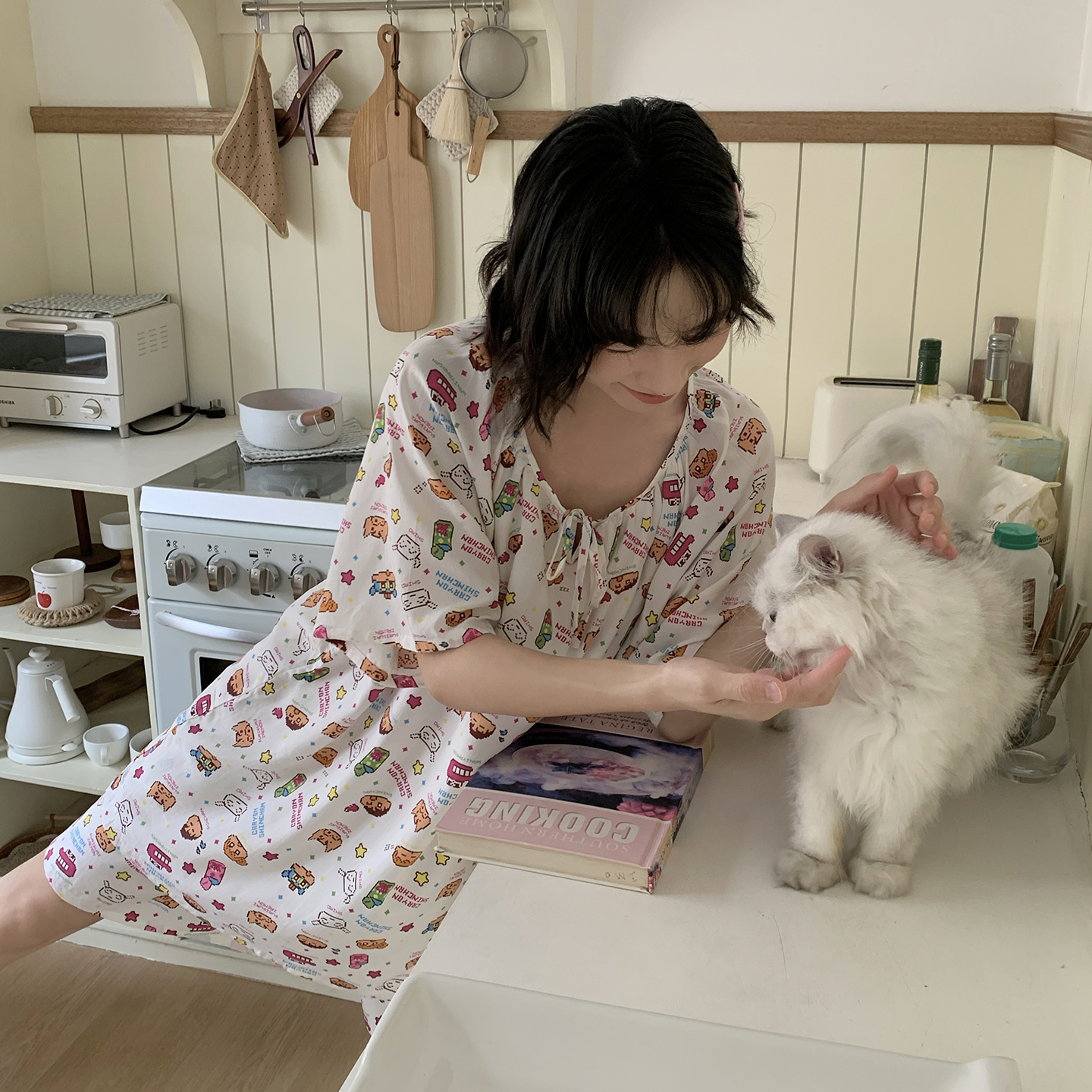 带胸垫防凸点睡衣女短袖短裤可爱卡通蜡笔小新棉绸套装可外穿家居