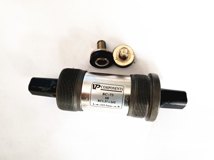 VP中轴68mm方孔培林中轴 自行车中山地车中轴防水螺丝122.5mm120