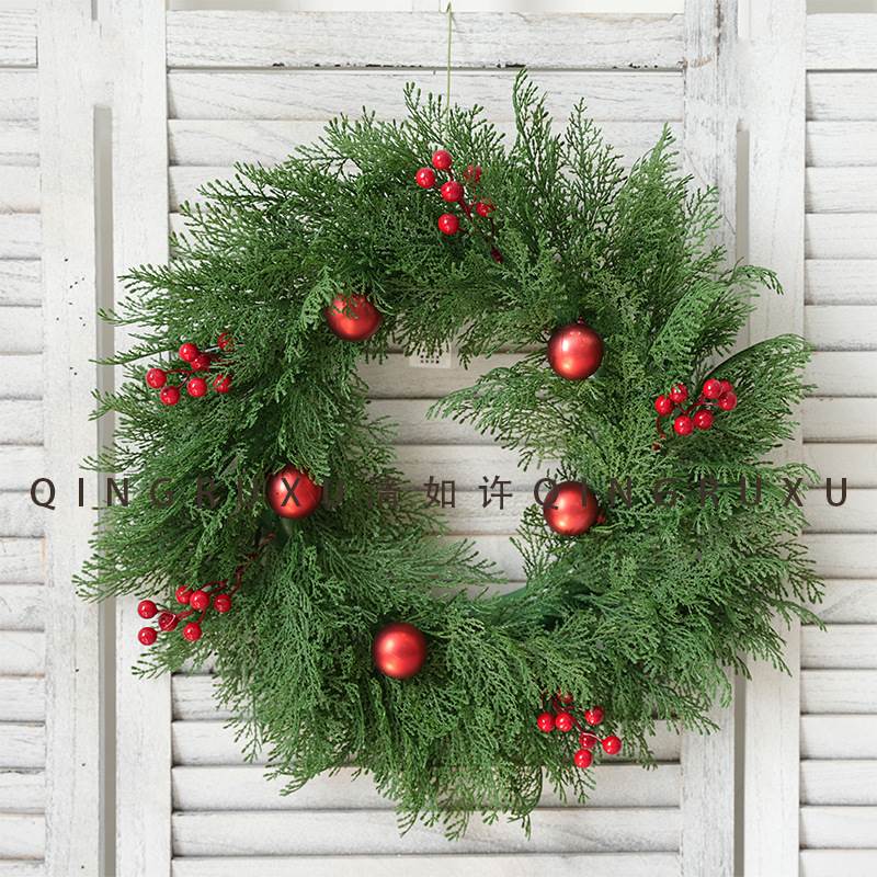 2025新款圣诞花环松果浆果门挂摆件圣诞装饰品猫尾草花环松柏花环