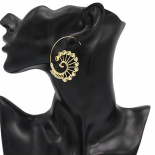 水滴圆圈螺旋式 个性 孔雀耳环 夸张漩涡齿轮状耳环 2017wish爆款