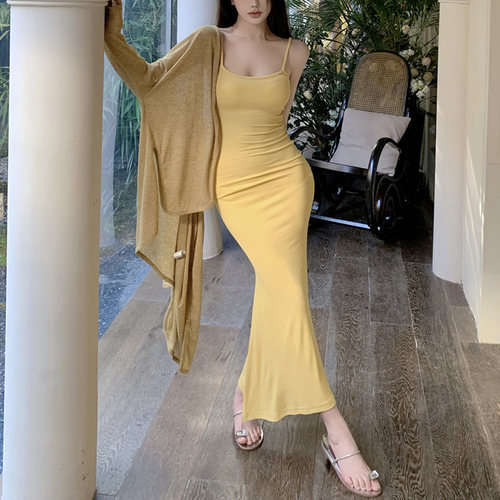 显瘦包臀黑色连衣裙女长裙子