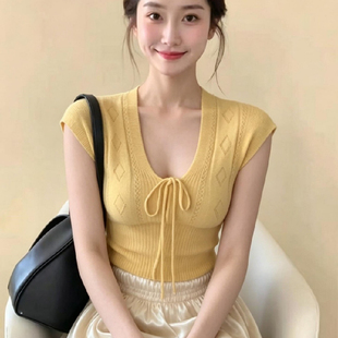 2026东莞大朗新款V领镂空针织短袖t恤女夏季薄款冰丝针织衫上衣