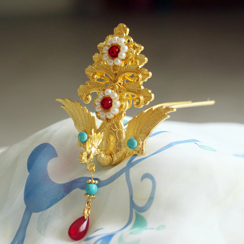 敦煌飞天舞凤凰发冠神女圣母光环