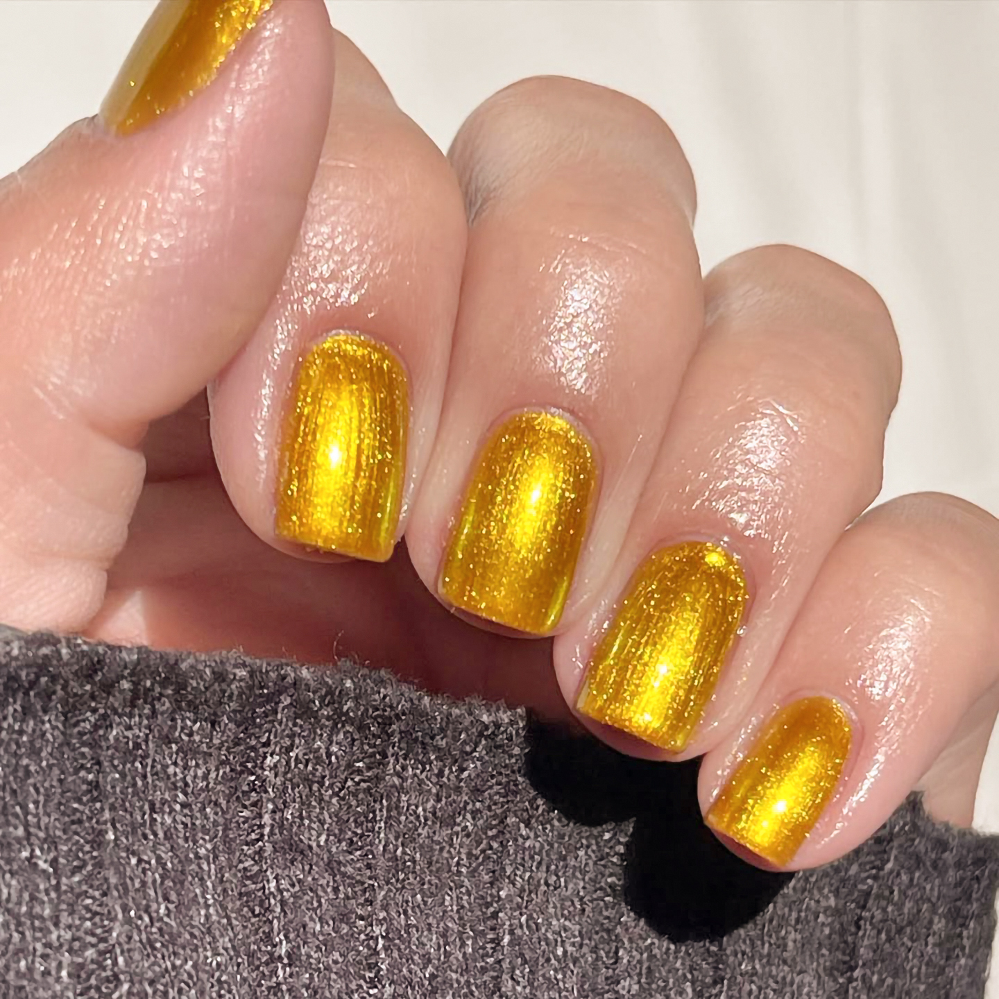 绝版色OPI指甲油H023狮子座金灿