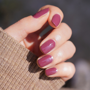 美国ESSIE指甲油700显白烟熏豆沙紫红ANGORA 持久 CARDI罗子君同款