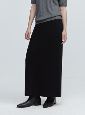 LORRAINES25冬新款 暖墨织叙-羊绒真丝垂坠感气质显瘦铅笔半身裙