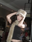 WEEEECHAN 现货 发财宅女AB同款 环保皮草多色长围巾毛绒小围脖