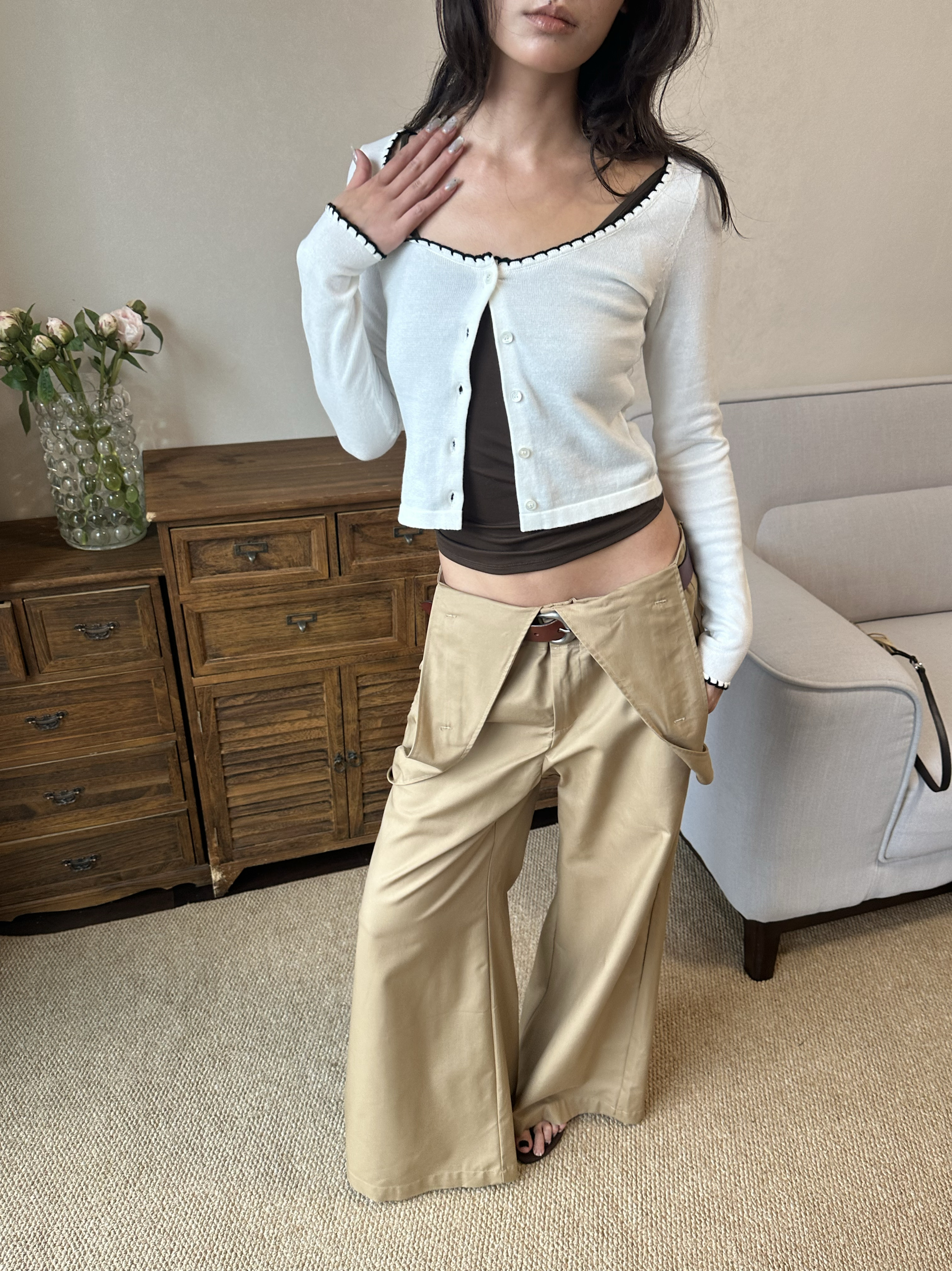 WEEEECHAN次日早晨 撞色花边针织长袖开衫 黑色/米白