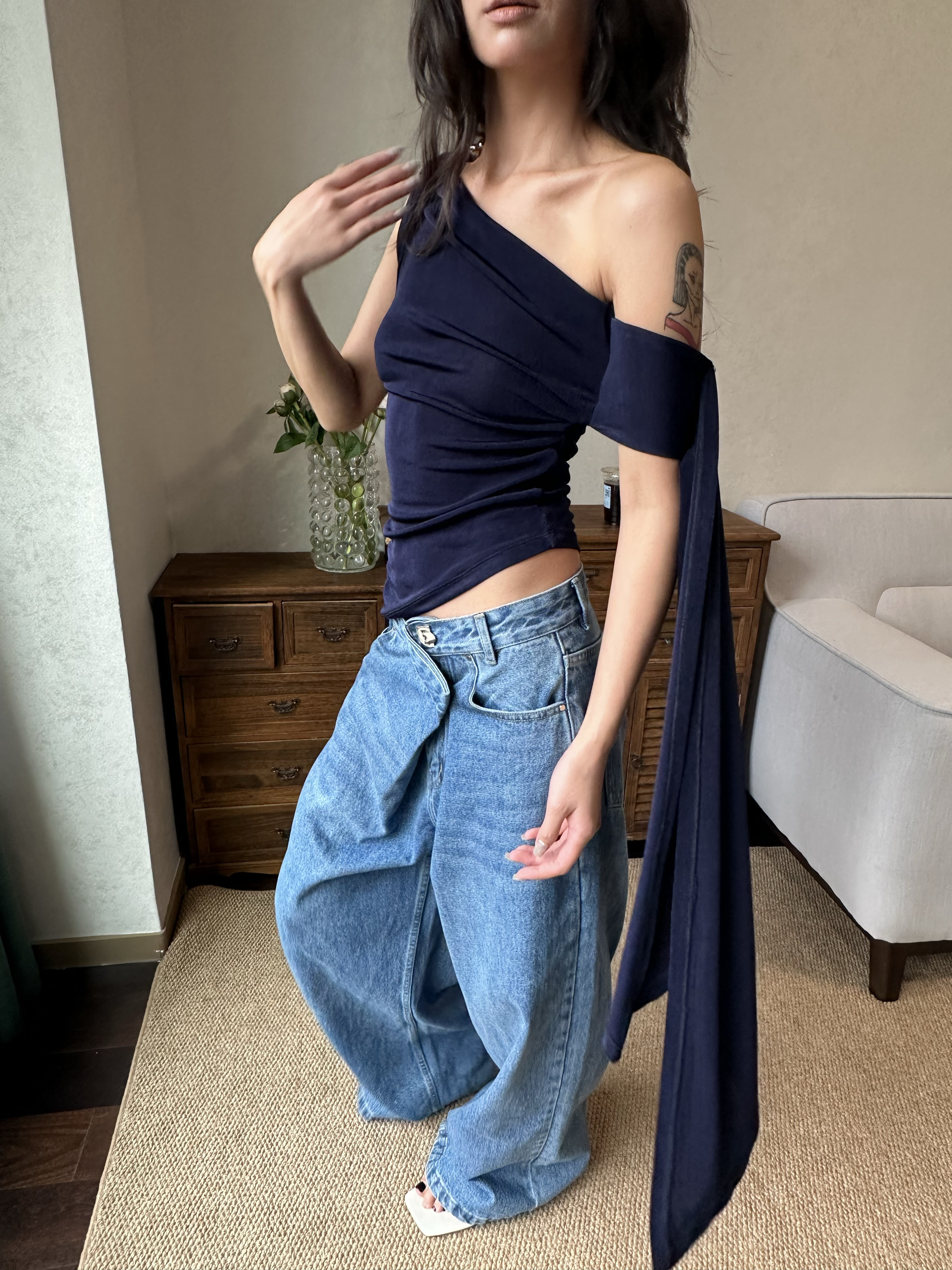 WEEEECHAN次日早晨｜醋酸上衣 法式斜肩针织飘带露肩背心T恤女