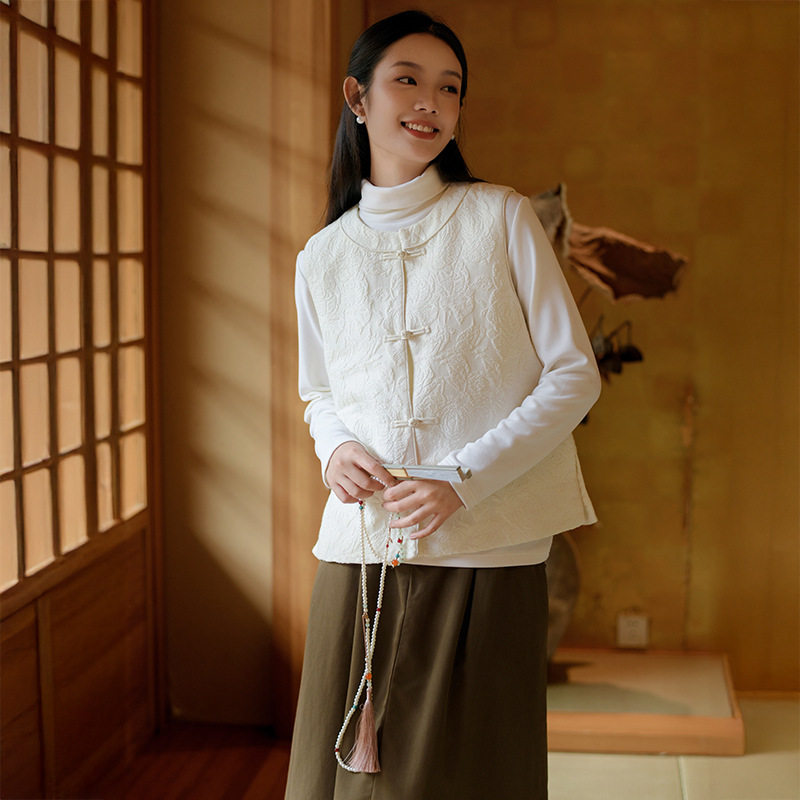 鹿与安笛2026秋季新款新中式复古棉马甲女高端气质中国风提花背心