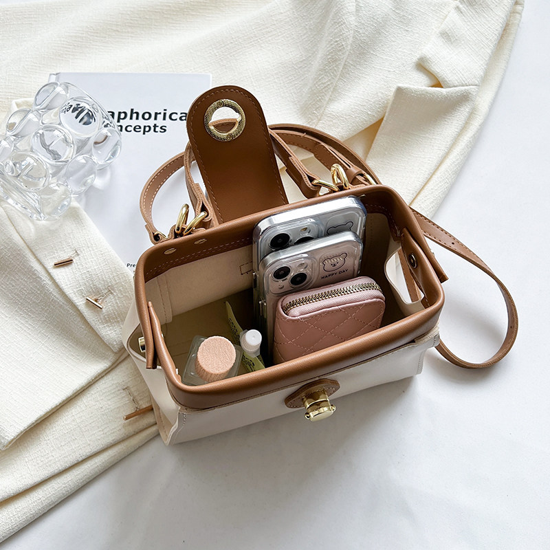 高级感爆款撞色小包包女2023新款潮时尚单肩手提包百搭斜挎小方包,箱包皮具/热销女包/男包,小方包,淘宝优惠券,粉丝福利购,淘宝优惠卷