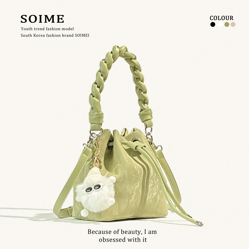 今年流行的包包女士2024夏季新款潮时尚单肩手提包百搭斜挎水桶包,箱包皮具/热销女包/男包,水桶包,淘宝优惠券,粉丝福利购,淘宝优惠卷