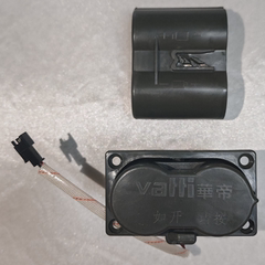 华帝原装燃气聚能灶具配件i10046B/BH807A3/BH806C/i1001装电池盒