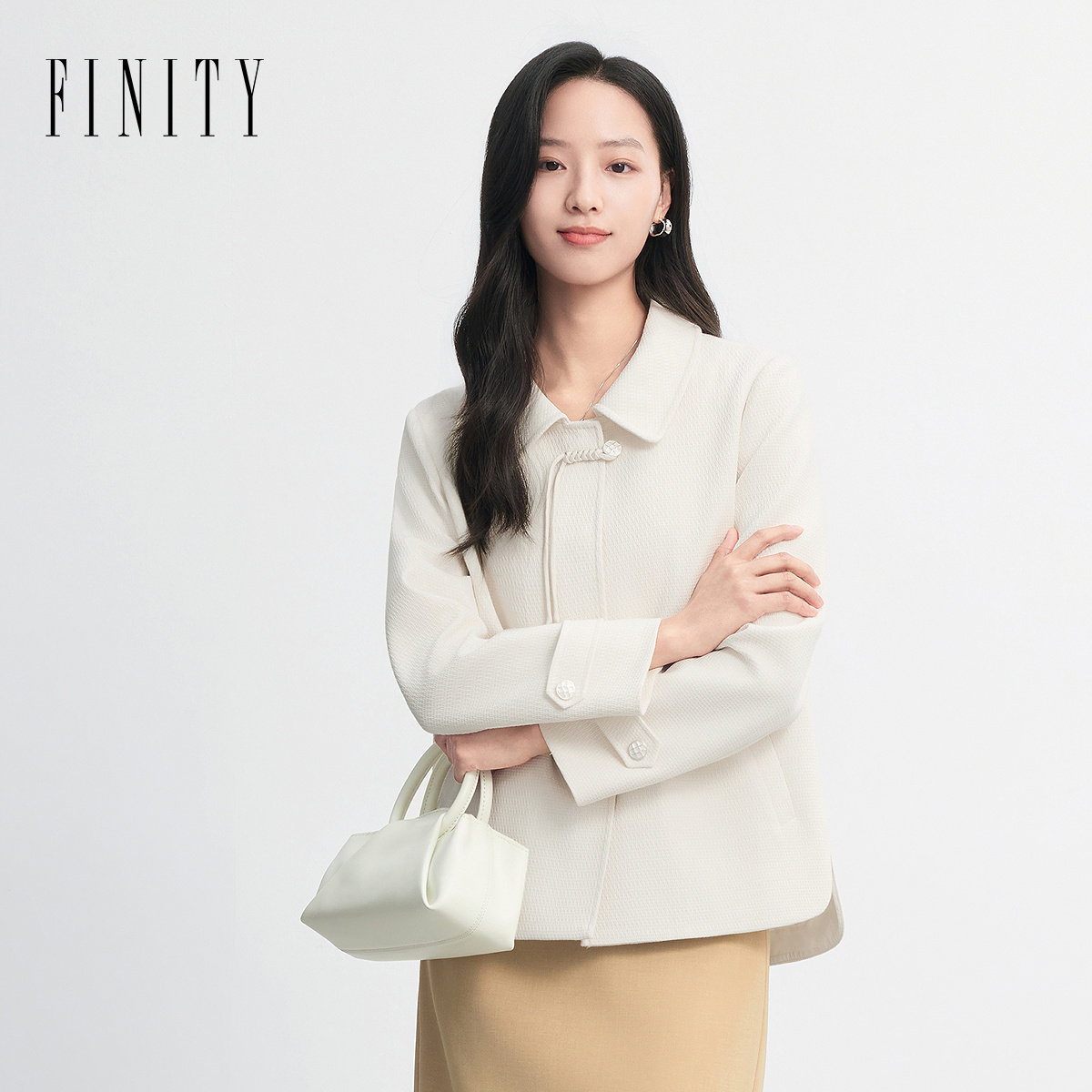 FINITY菲妮迪短外套2026春新款简约米白色优雅气质上衣女士