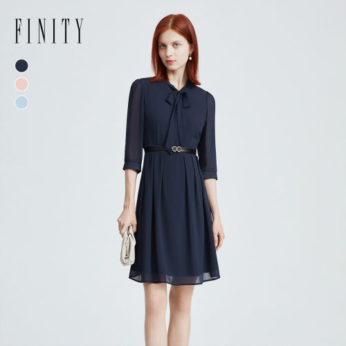 FINITY飘带领品牌连衣裙