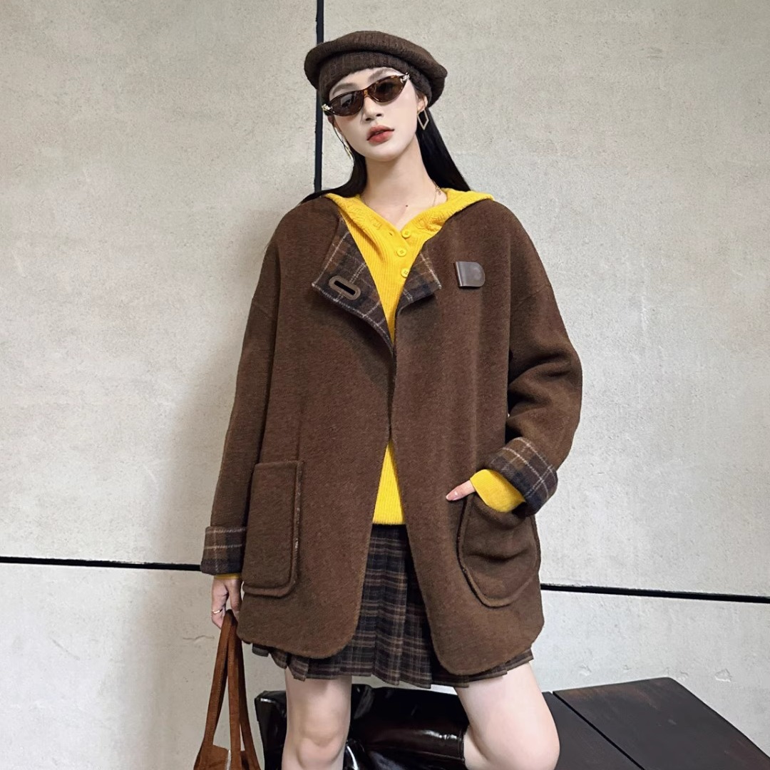 欧洲站2025新款女装撞色风衣