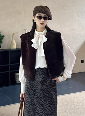 定制DI-SUI欧洲站2025秋冬新款女装09507轻熟风皮毛一体保暖马甲