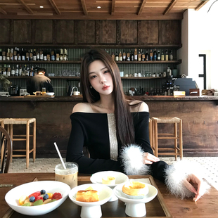 木子李的李设计感珠管织带一字领撞色针织衫上衣加绒微喇长裤女冬