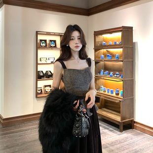 木子李的李气质修身内搭吊带背心系带上衣高腰百褶裙垂感半身裙冬