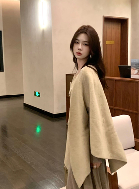 木子李的李早秋长袖蕾丝V领连衣裙长裙子收腰针织裙气质斗篷开衫