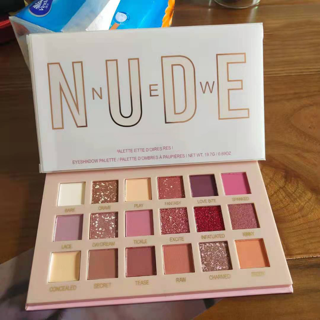 NUDE哑光18色沙漠眼影
