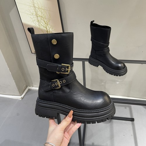 小个子能驾驭的中筒靴，显高显瘦