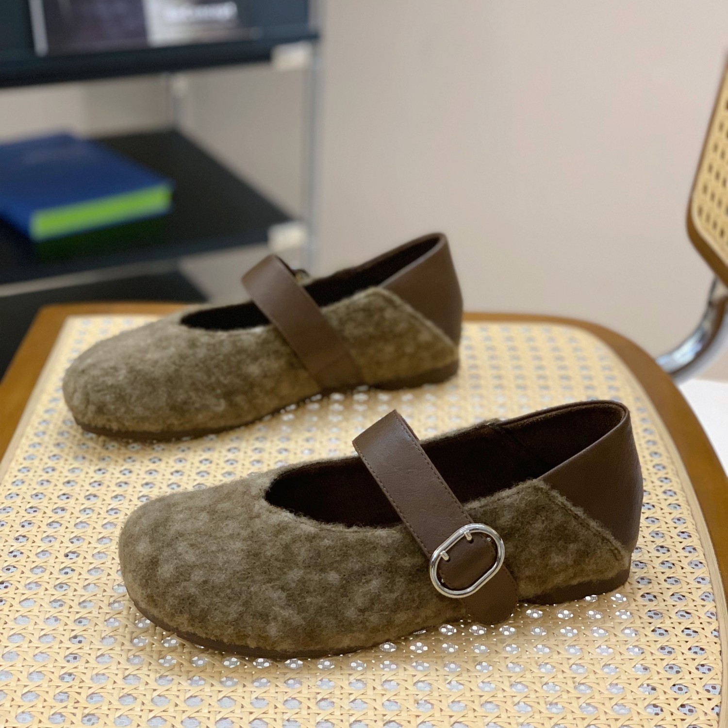 两穿平底玛丽珍女鞋2025秋冬超火毛毛鞋复古减龄小众百搭浅口单鞋,女鞋,玛丽珍鞋,淘宝优惠券,粉丝福利购,淘宝优惠卷