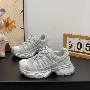 真皮运动鞋 小众设计感复古老爹鞋 时尚 厚底增高韩版 女2026春季 新款