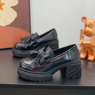 高级感蝴蝶结复古学院风JK单鞋女2026春新款乐福鞋粗跟6CM小皮鞋