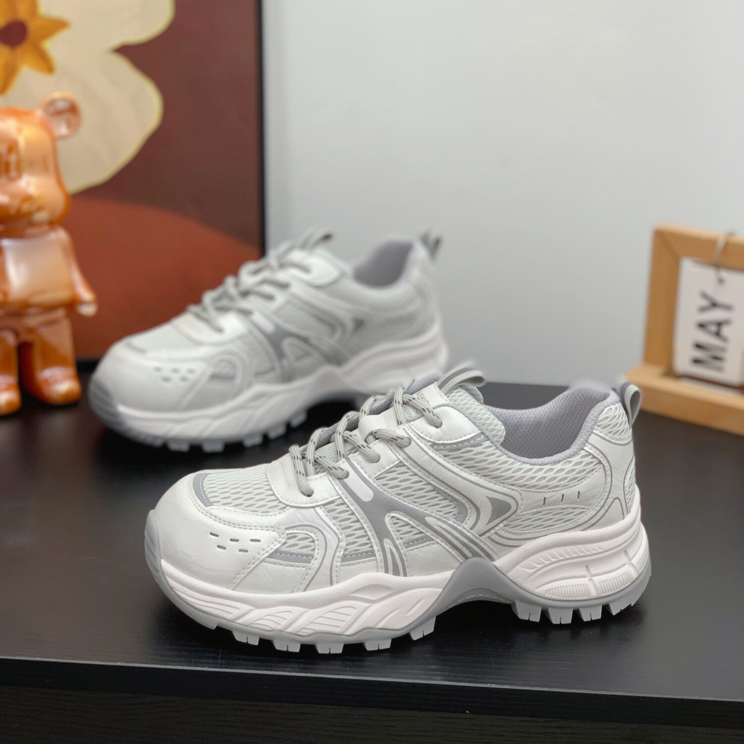 厚底增高透气真皮爆款老爹鞋女2026春季新款时髦百搭休闲运动跑鞋