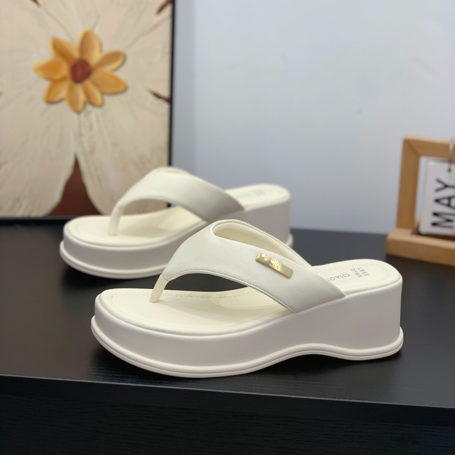 厚底人字拖女2026夏季新款增高夹趾凉拖鞋休闲复古度假海边沙滩鞋