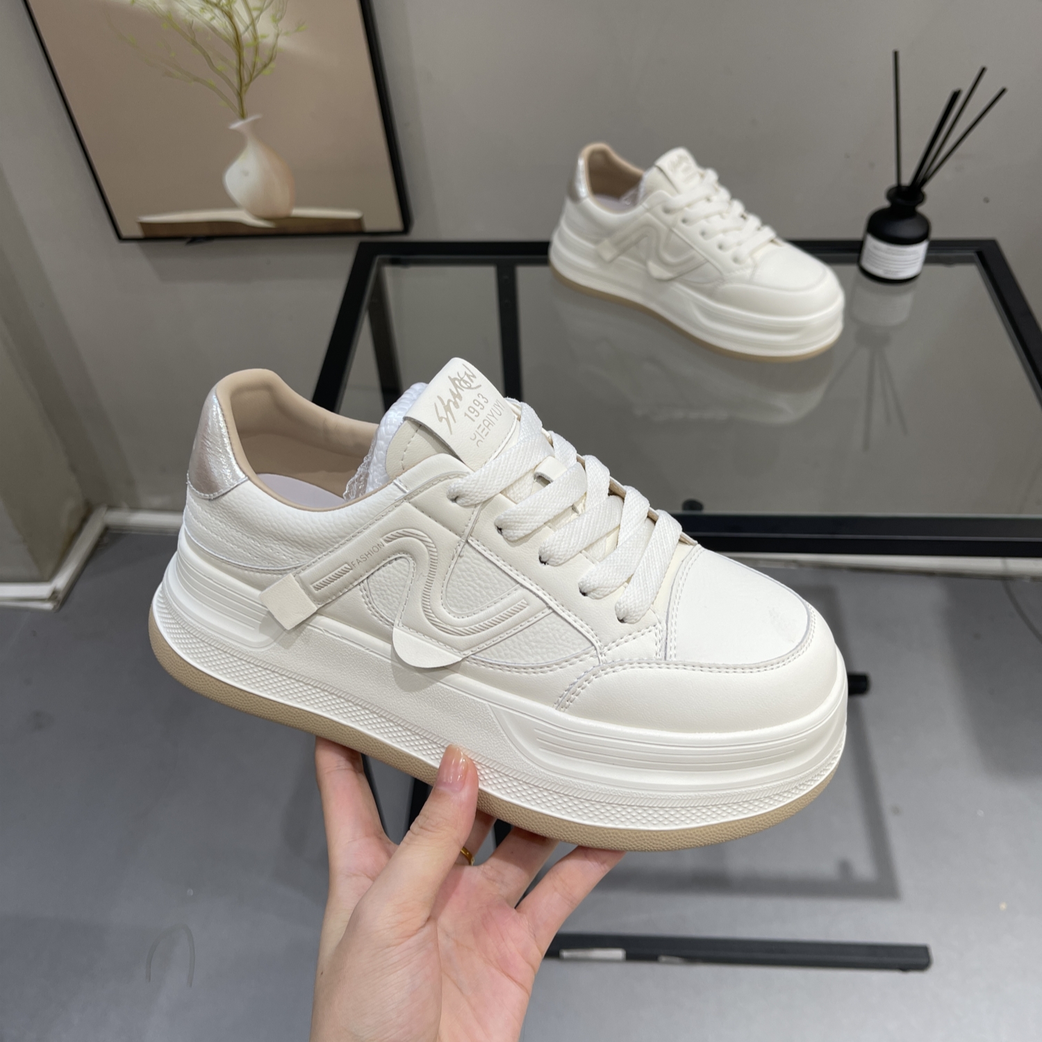 显高显腿长休闲ins厚底松糕板鞋