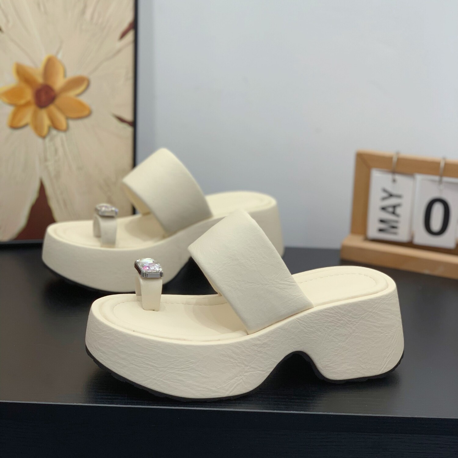 粗跟6CM厚底一字拖小个子女超火韩系凉拖2026夏新款高级套趾拖鞋