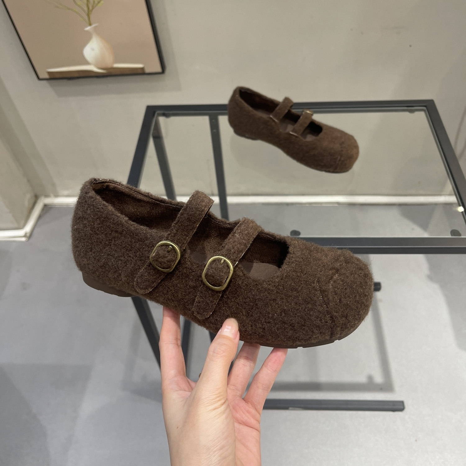 踩屎感复古毛绒玛丽珍鞋女2025冬季新款平底显脚小勃肯鞋气质单鞋