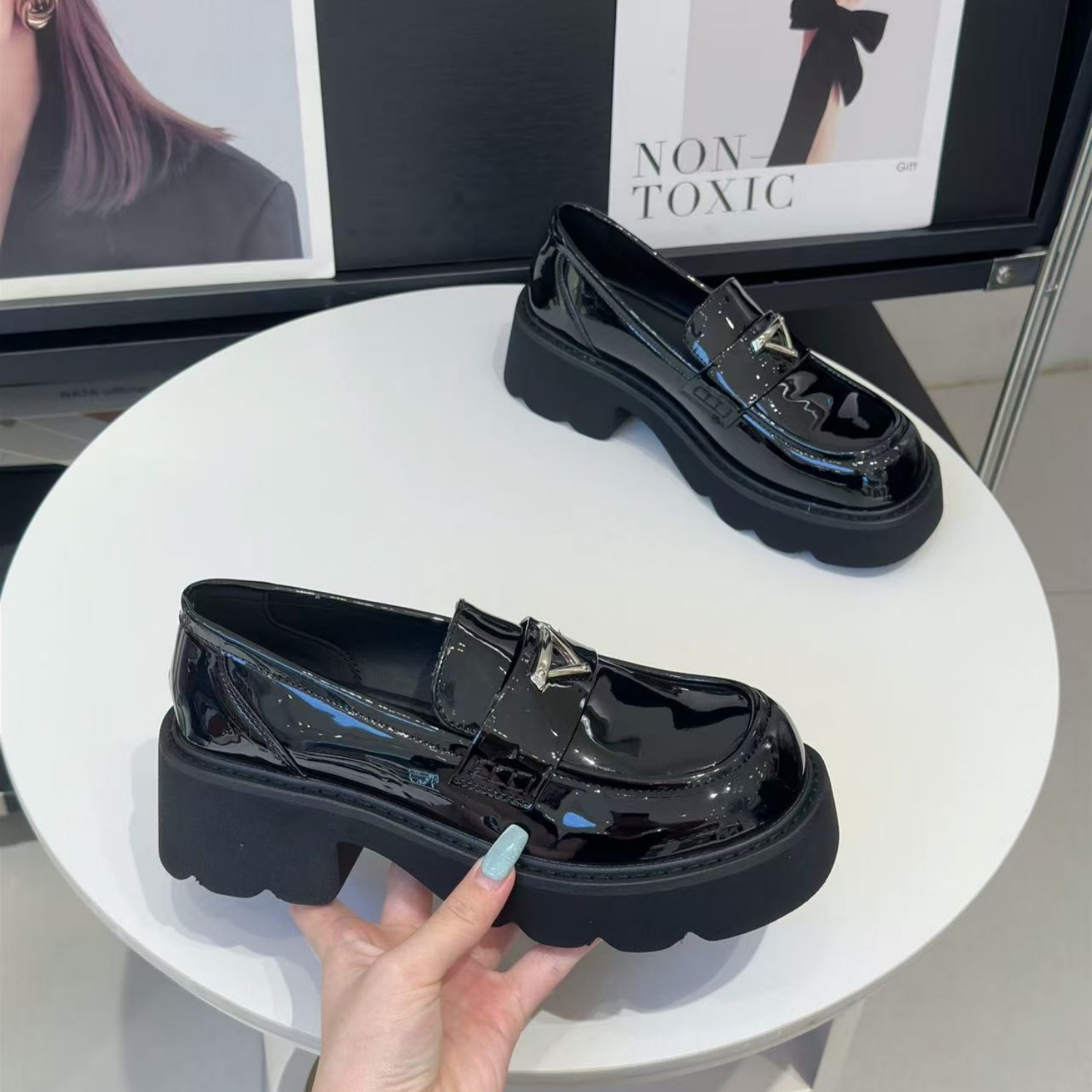 松糕厚底学院风休闲厚底乐福鞋