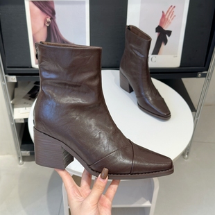 法式复古配裙子弹力瘦瘦靴女2025秋冬新款方头粗跟高跟英伦风短靴