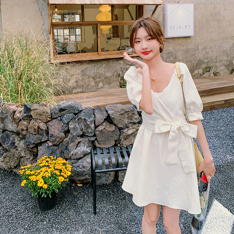 出货M536P105K1582024夏装V领定制面料短款收腰蝴蝶结连衣裙，女装连衣裙，浙宝088