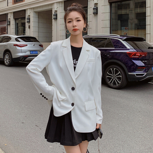 白色简约单排扣小西装外套女春秋2025年新款春装今年流行时尚西服图片