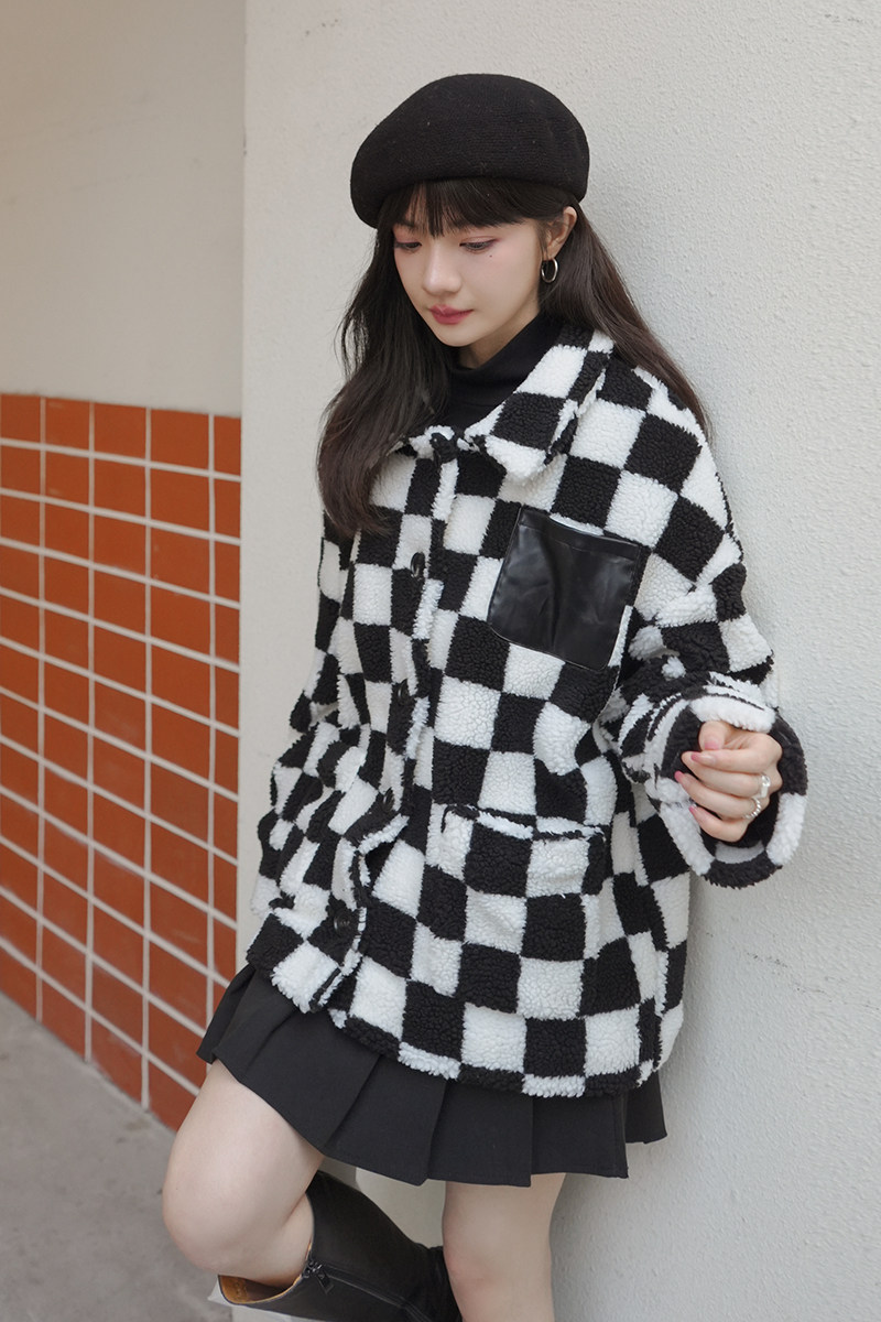 出货中M182P175K268冬装新款撞色pu拼接棋盘格羊羔毛短外套,女装棉衣/棉服,浙宝088