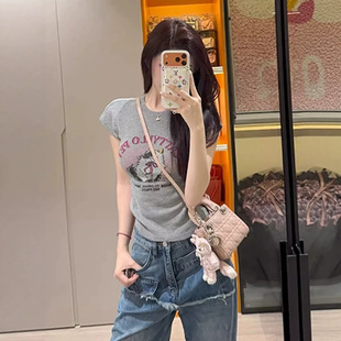 灰色小猫印花正肩短袖针织衫女夏季设计感修身小个子短款上衣