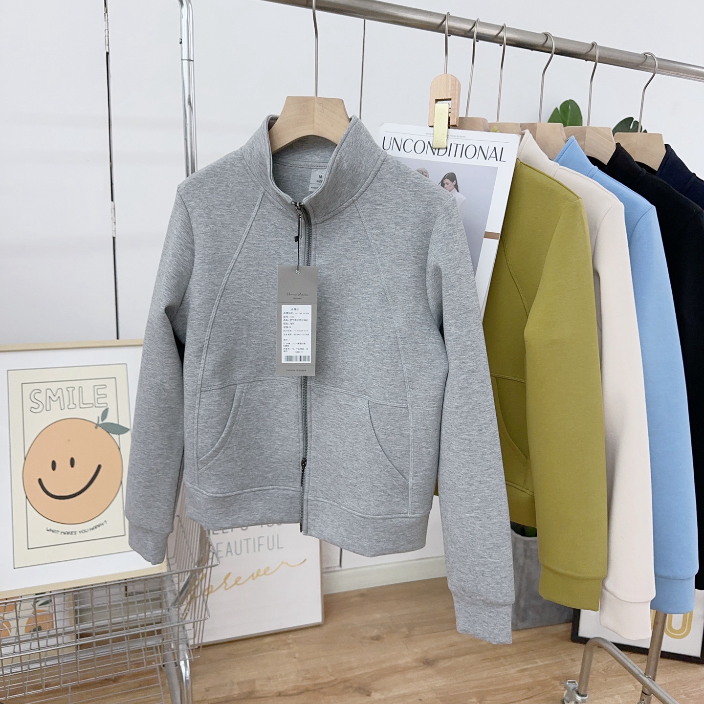 休闲运动风立领拉链开衫女显瘦正肩短外套2026春秋新款双拉链卫衣