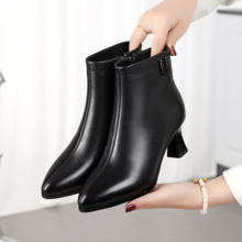 小码短靴女2024秋冬新款31 32 33真皮高跟尖头气质加绒保暖女靴子